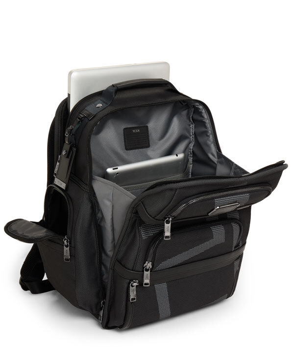 Tumi robins backpack discount