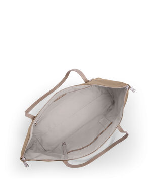 Voyageur Q Tote