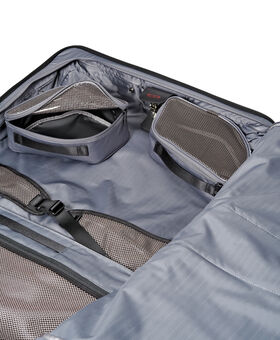 Housse de v&ecirc;tements cabine (4 roues) Alpha 2