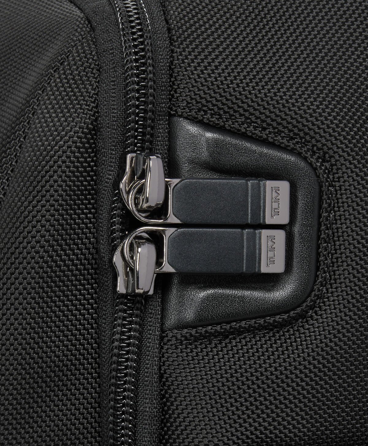 TUMI Gro&szlig;er 17&rdquo; Erweiterbarer Rucksack