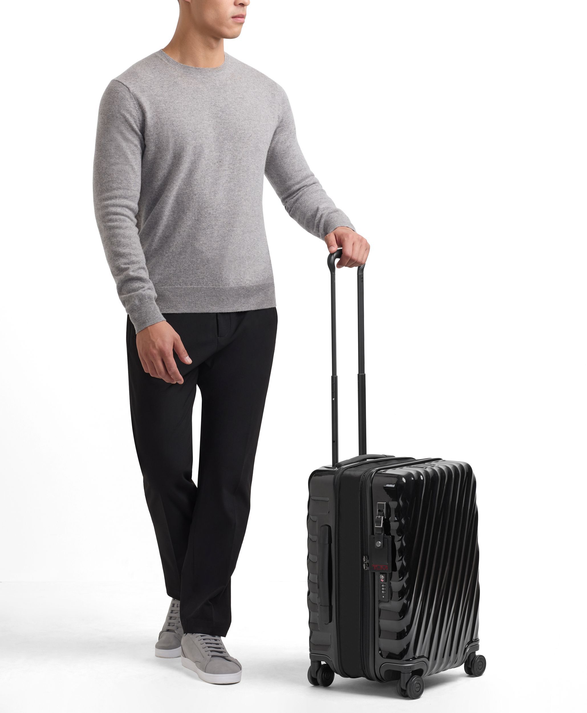 19 Degree International Expandable Carry-On 55 cm Black | TUMI