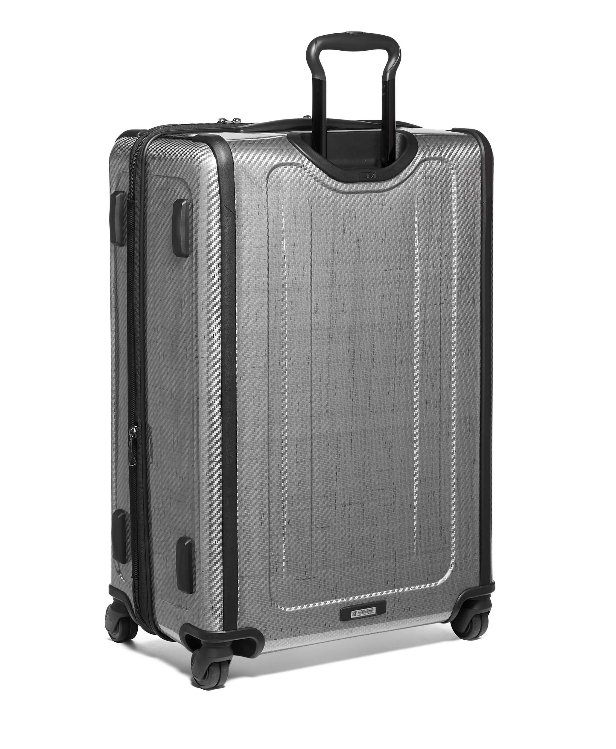 it luggage large expandable 4 wheel suitcase